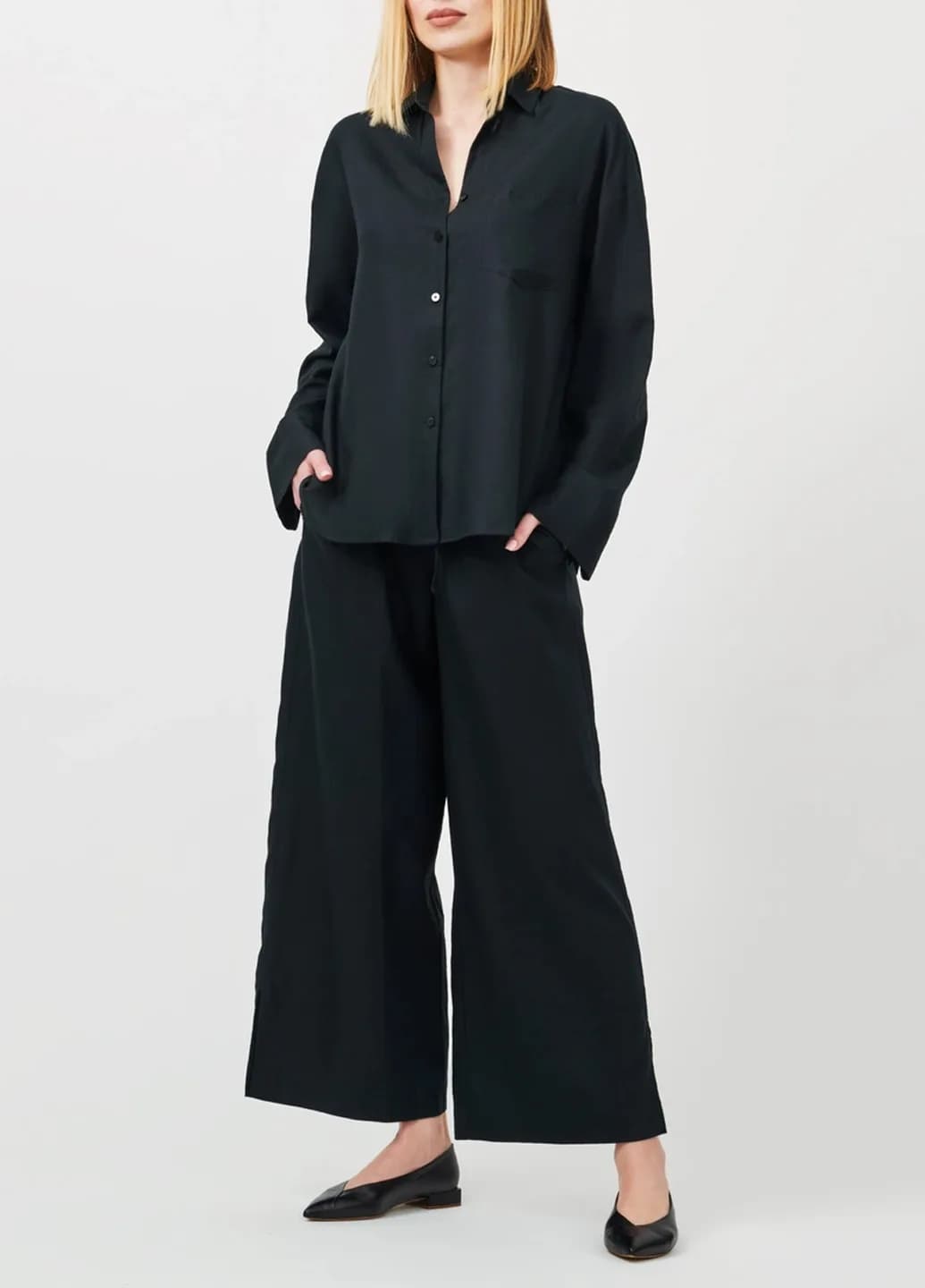 EA7 EMPORIO ARMANI product photo