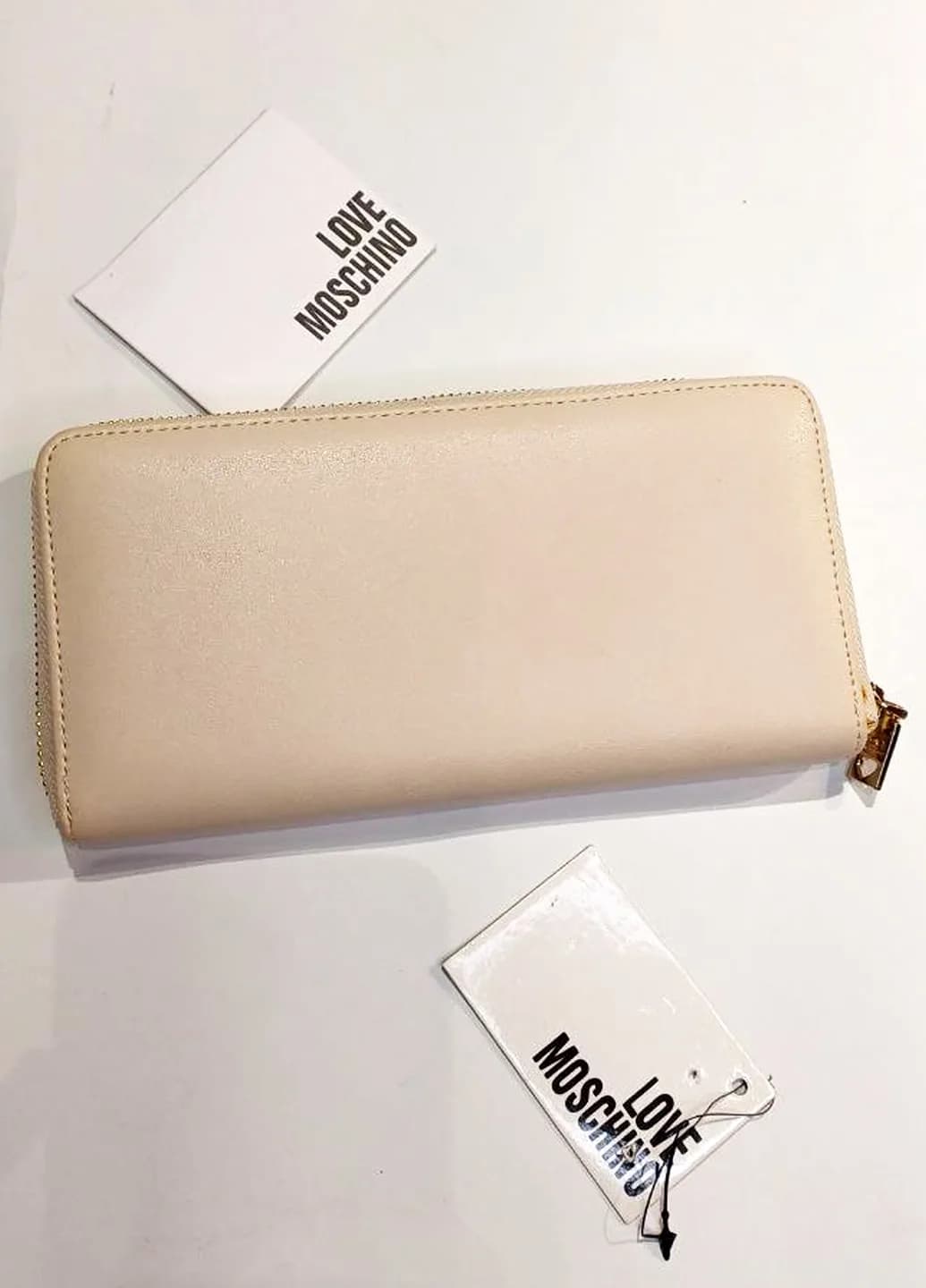 MOSCHINO product photo