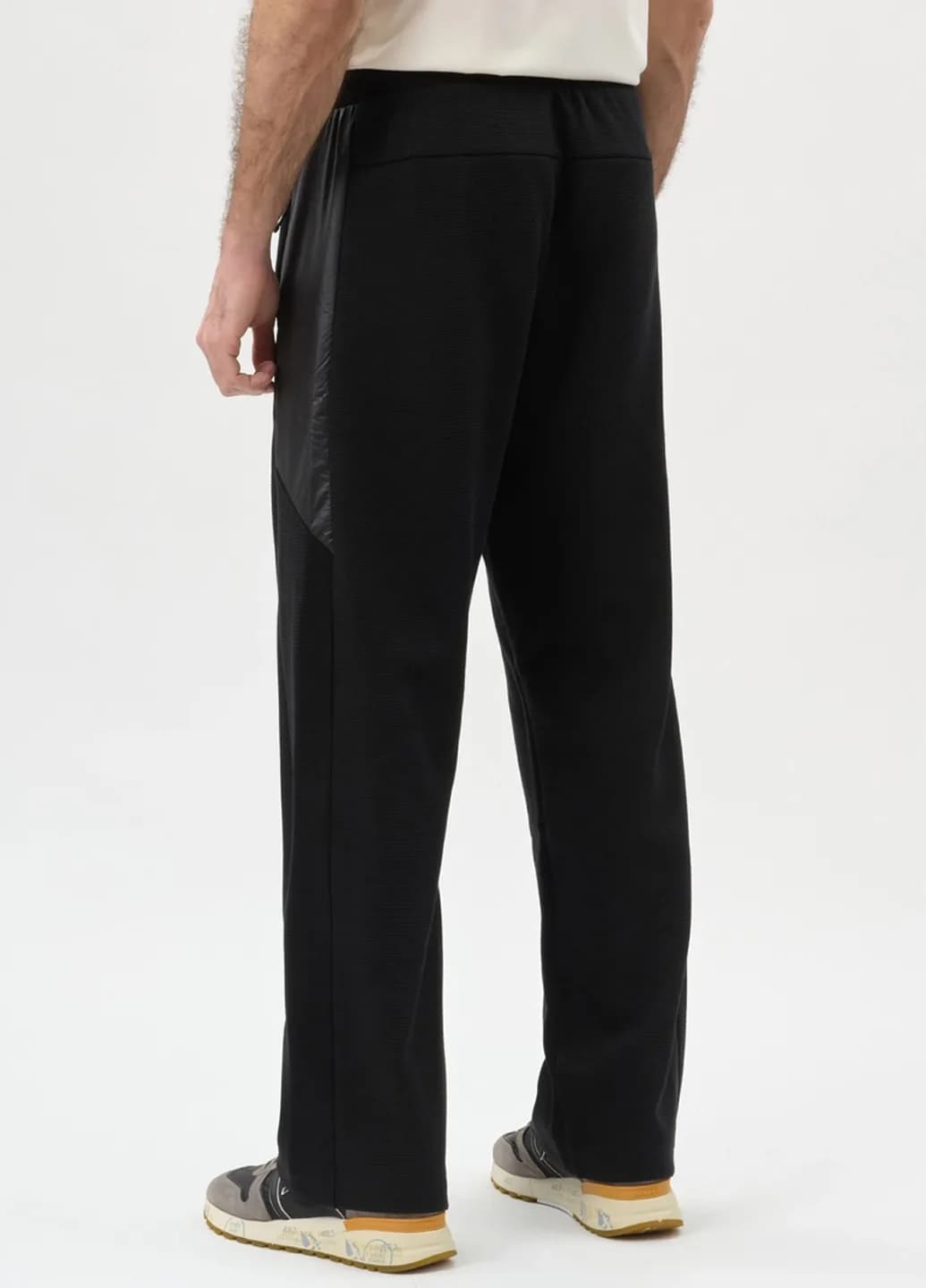 EA7 EMPORIO ARMANI product photo