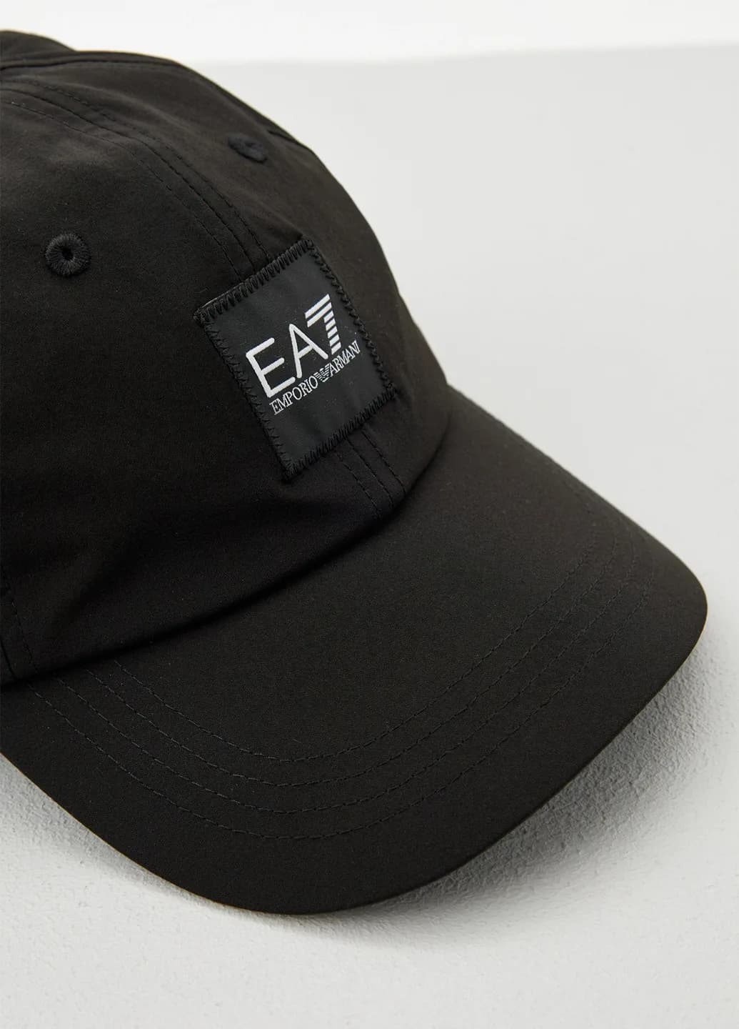 EA7 EMPORIO ARMANI product photo